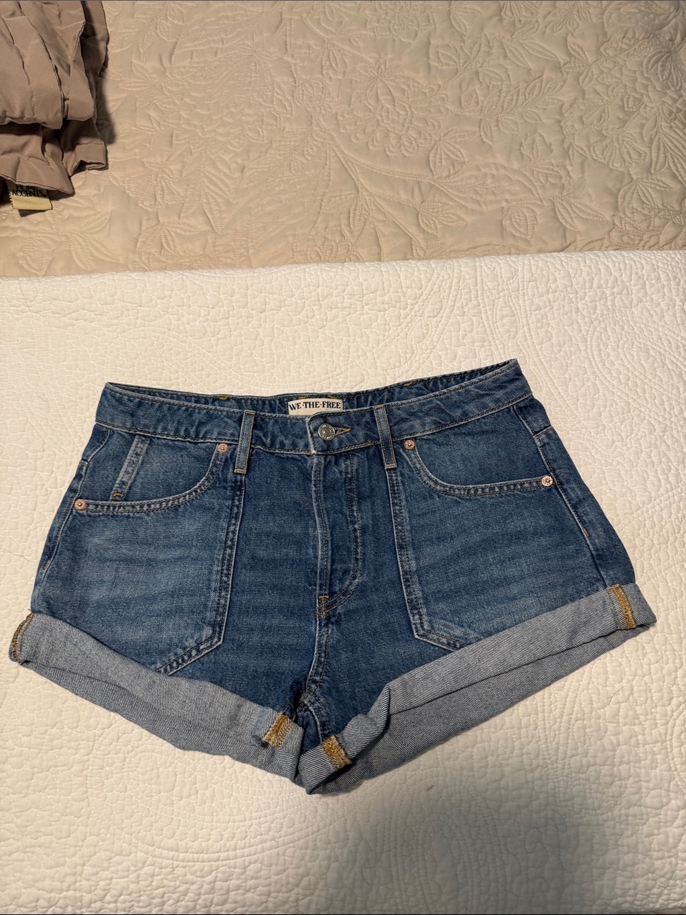 We The Free Dark Blue Rolled Hem Jean Shorts Sz.27